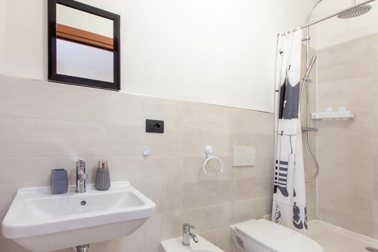 Ogliastra Apartment Rooms 칼리아리 외부 사진