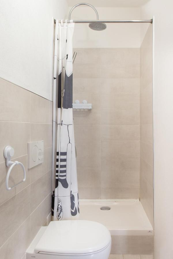 Ogliastra Apartment Rooms 칼리아리 외부 사진