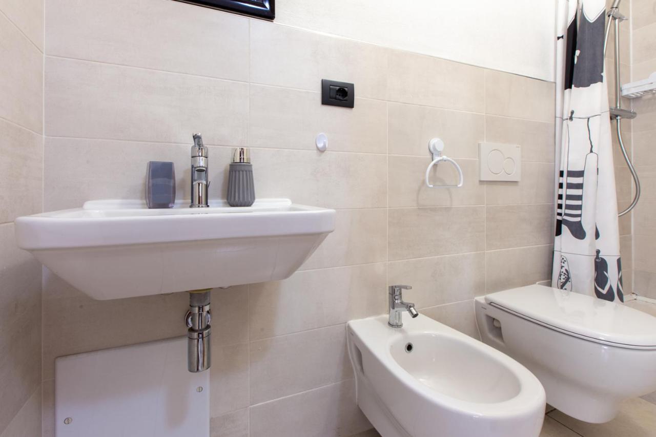 Ogliastra Apartment Rooms 칼리아리 외부 사진